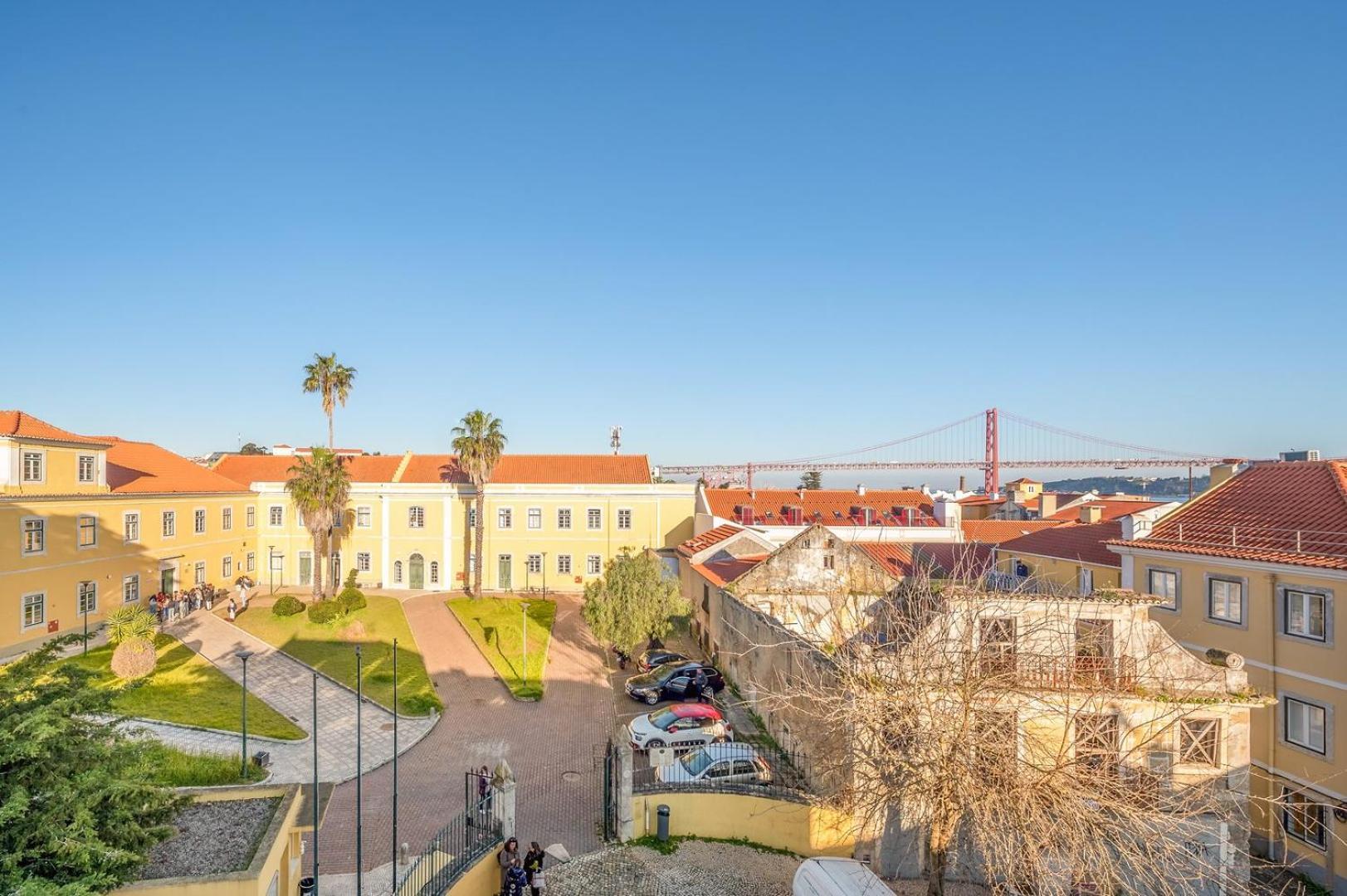 Guestready - Sunny Spacious In Belem Lisbon Luaran gambar